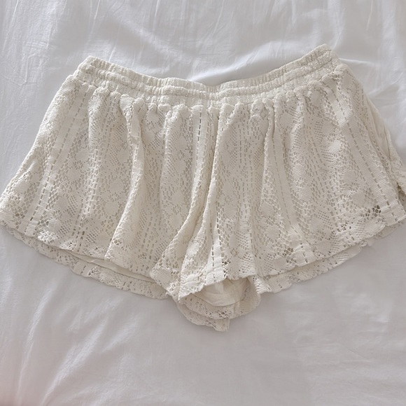 Roxy lace high cut shorts - Picture 3 of 3